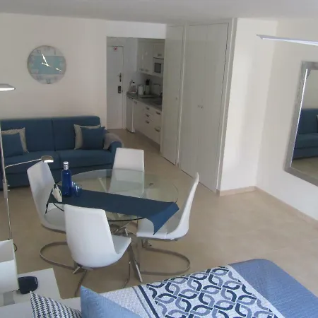 Cristianos Modern Apartment *