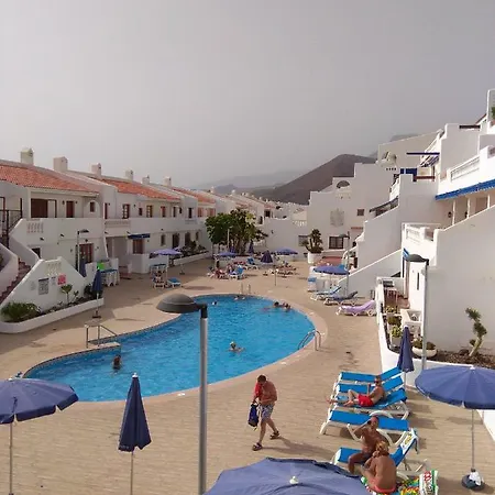 Cristianos Studio, Modern, Spacious, Pool,wifi