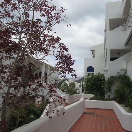 Cristianos Studio, Modern, Spacious, Pool,wifi Apartment